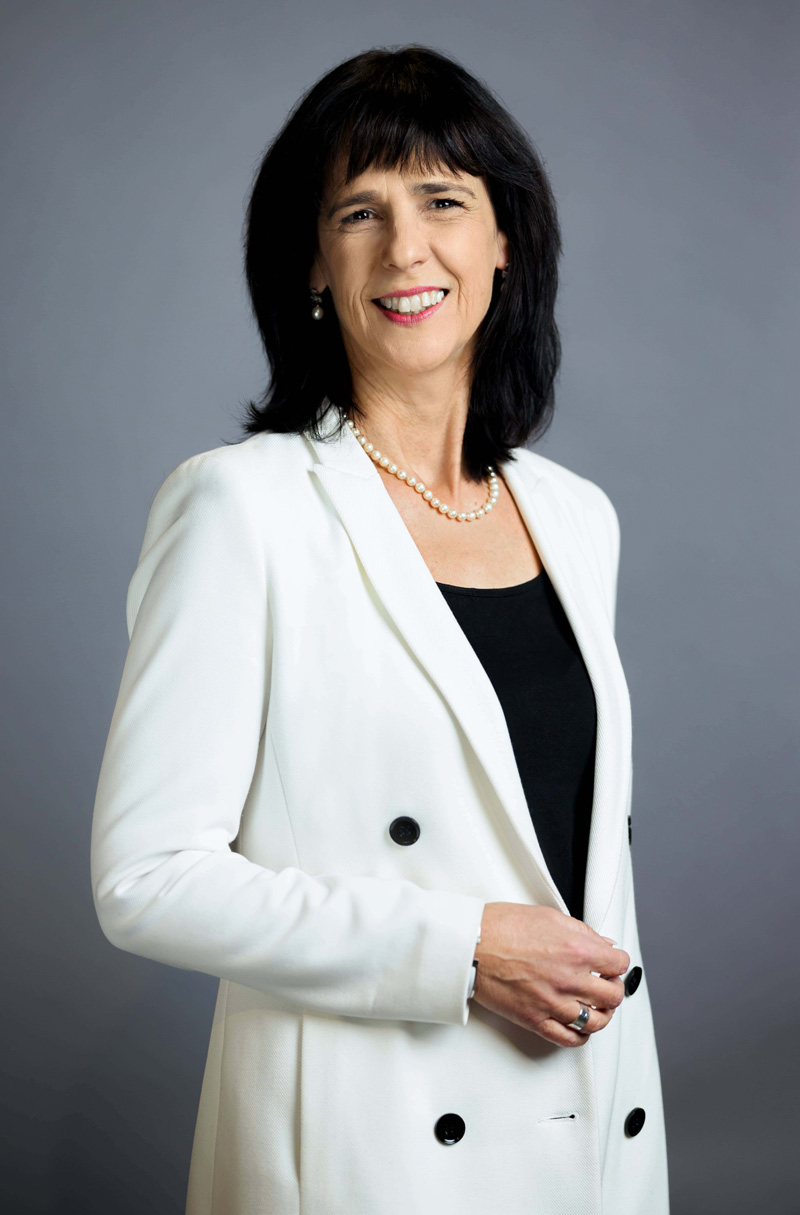  Petra Schott-Pfeifer